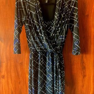 WHITE HOUSE BLACK MARKET Black/Blue Pattern 3/4 Sleeve Dress - Size XS